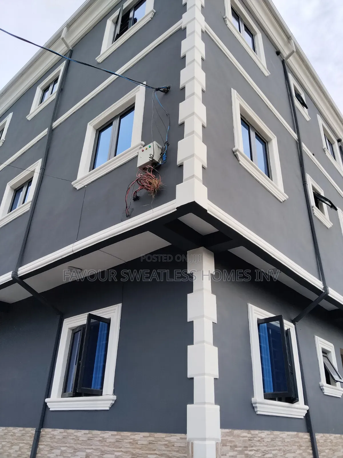 2bdrm Apartment in Magboro  Via Ojodu, Obafemi-Owode for rent