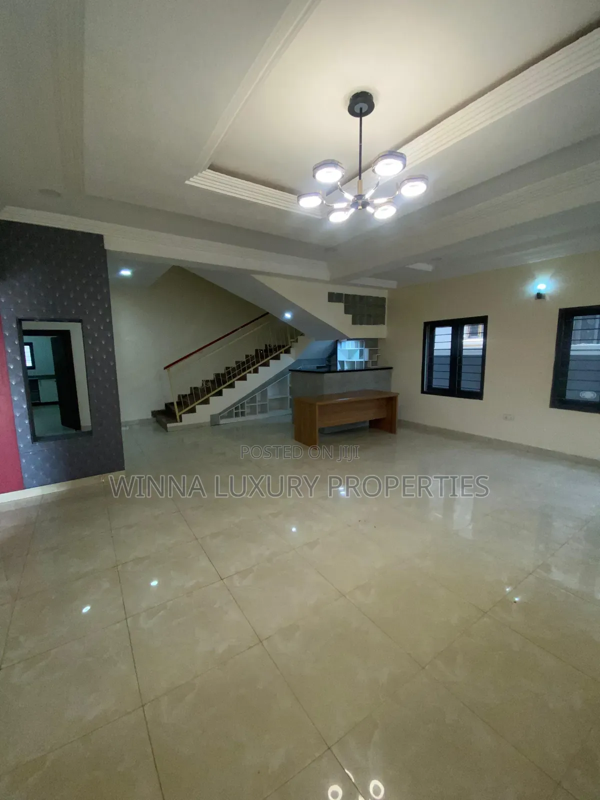 6bdrm Duplex in Tiansvine Prime, Lugbe District for sale