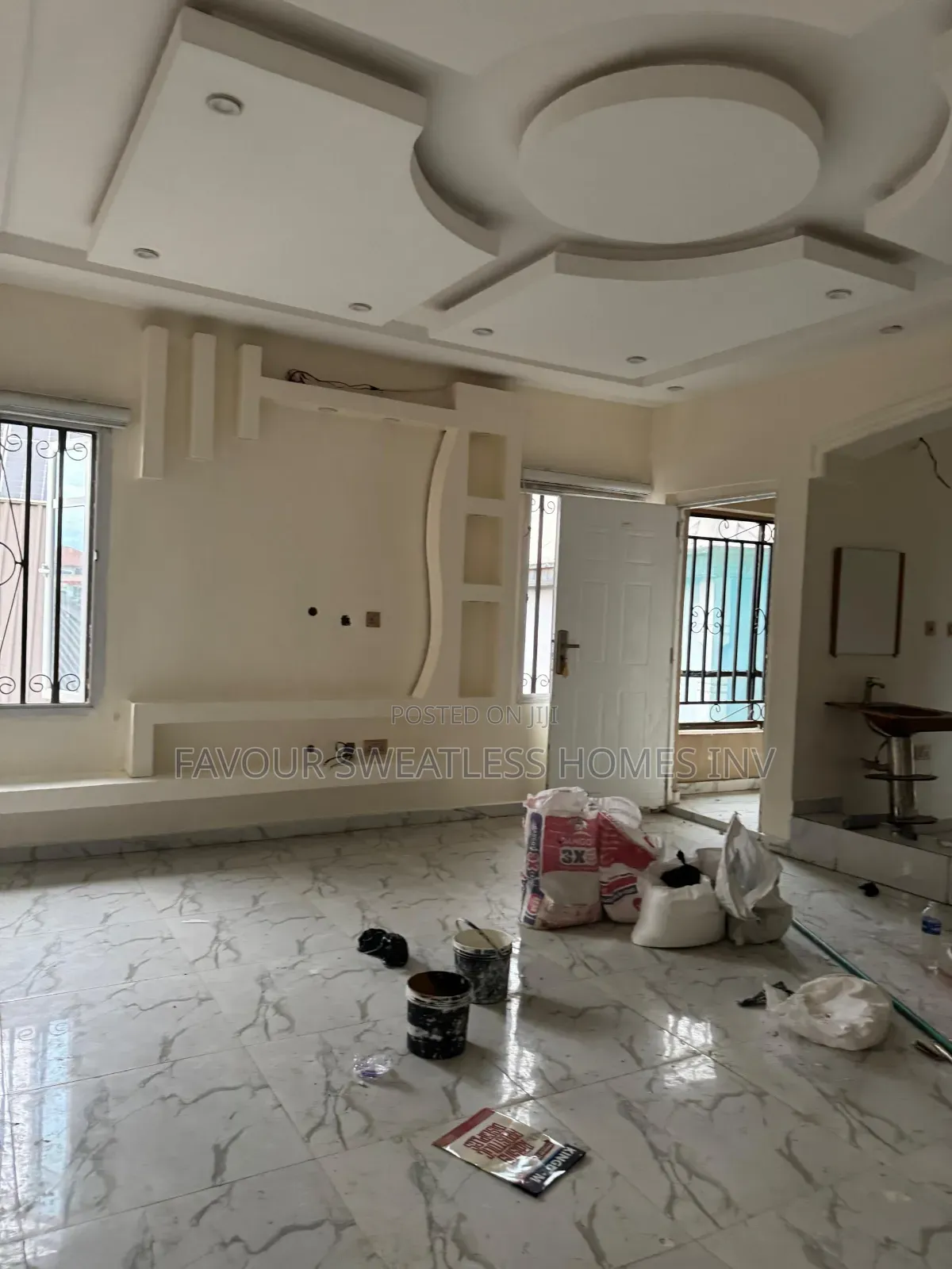 3bdrm Apartment in Magboro, Obafemi-Owode for rent