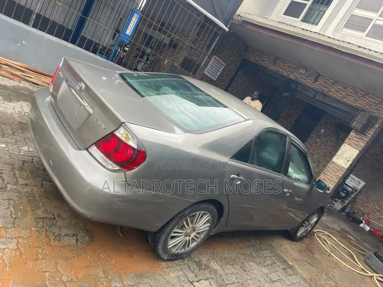 Toyota Camry 2005 Gray