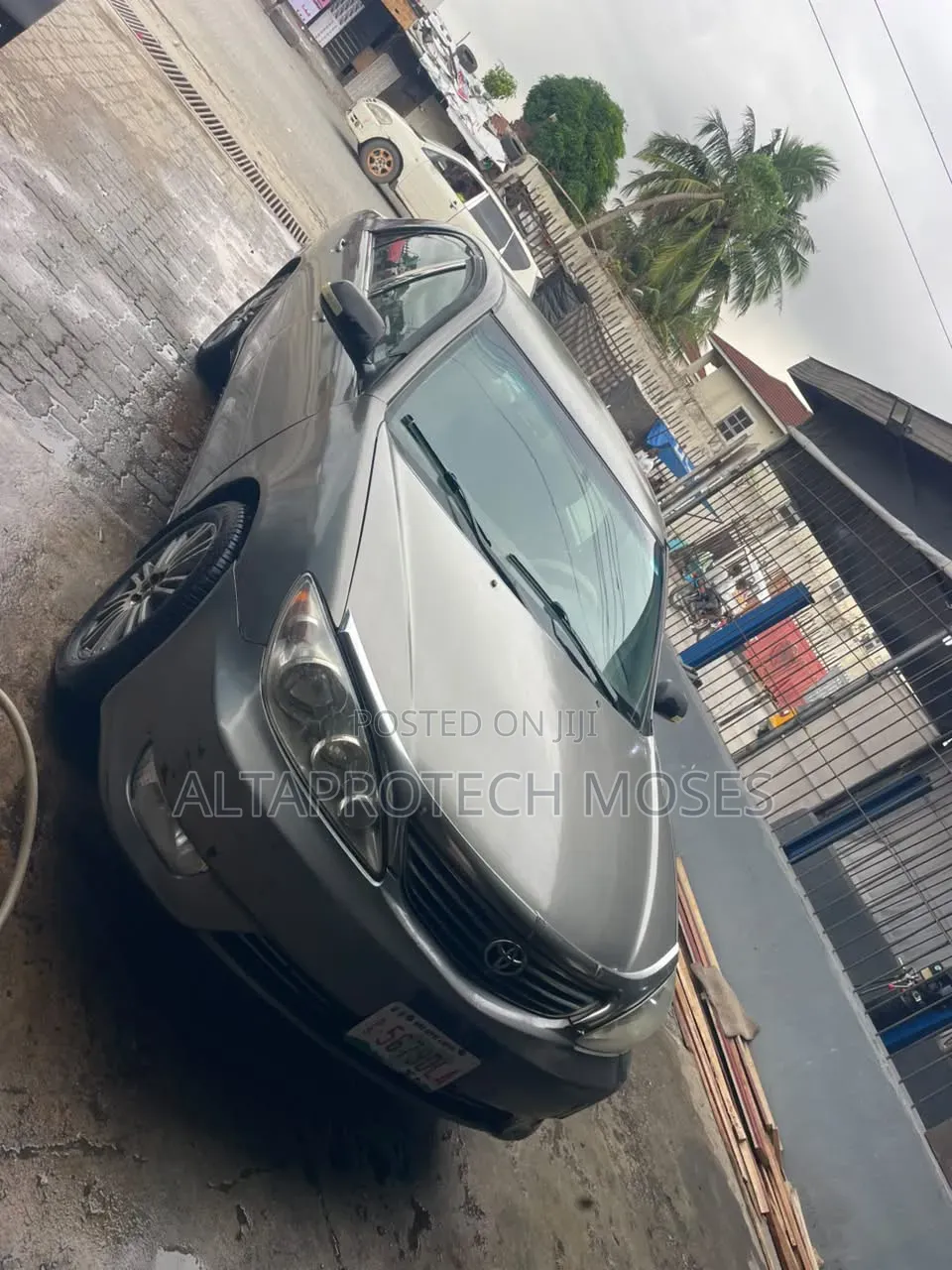 Toyota Camry 2005 Gray