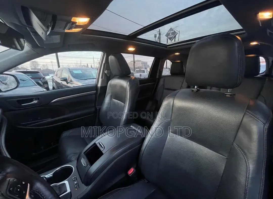 Toyota Highlander Limited 4x4 V6 (3.5L 6cyl 8A) 2018 White