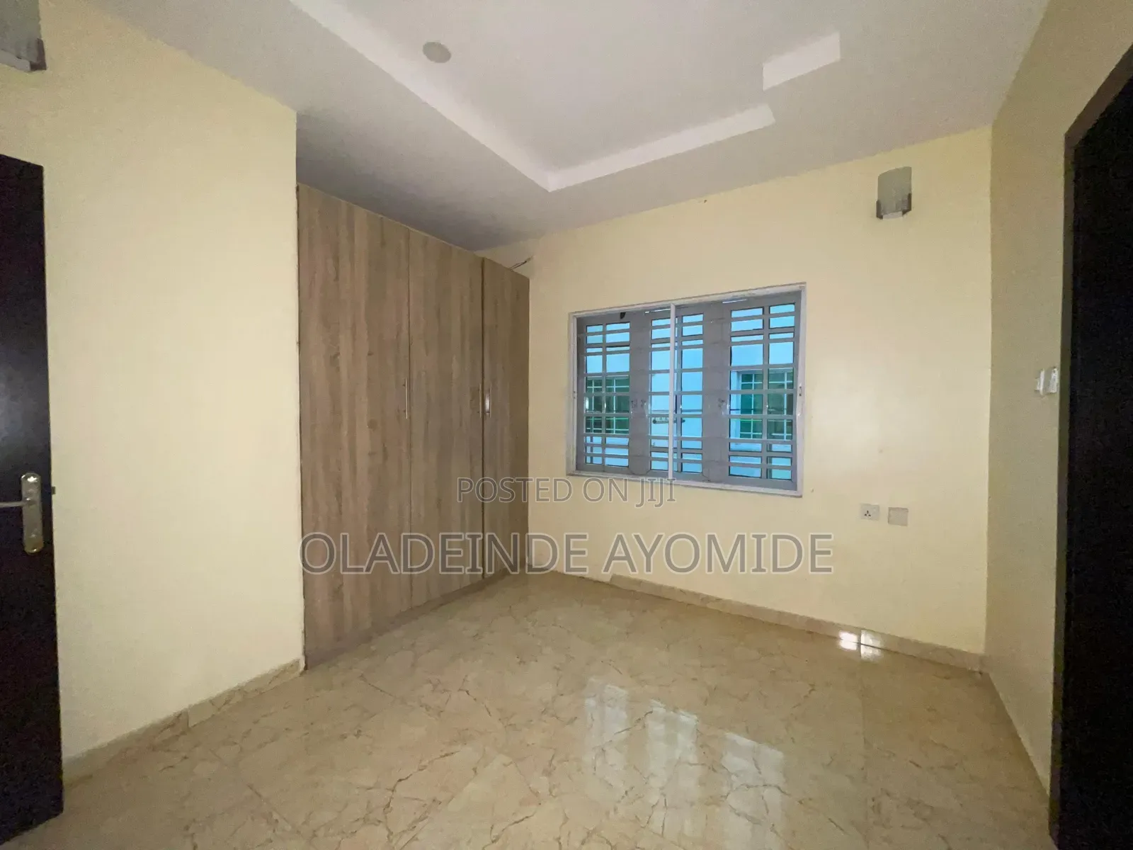 3bdrm Bungalow in Awoyaya for sale