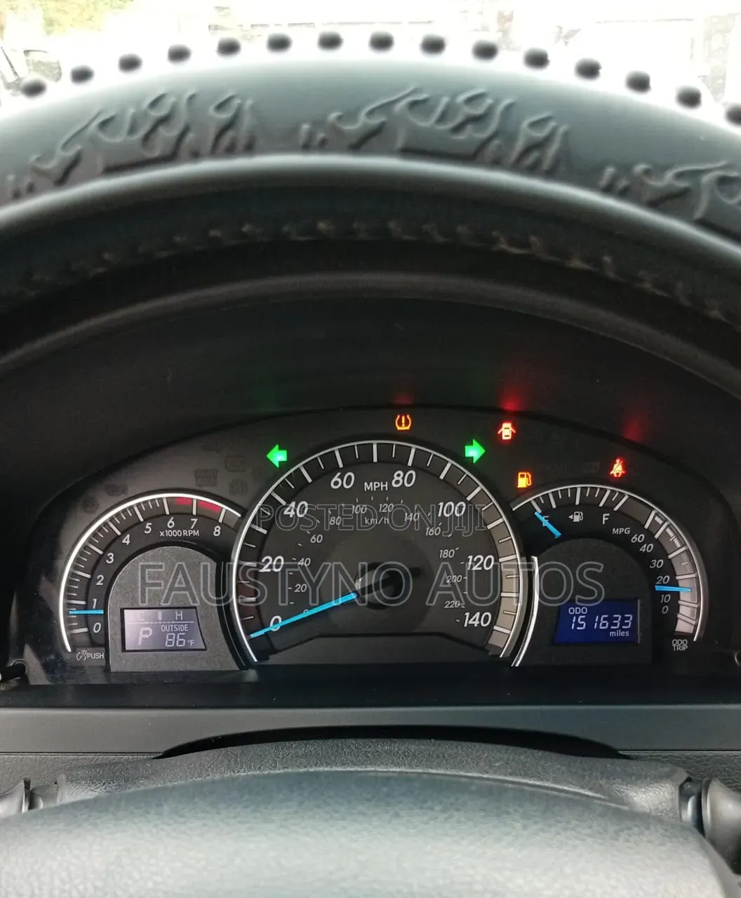 Toyota Camry SE 4dr Sedan (2.5L 4cyl 6A) 2013 Silver
