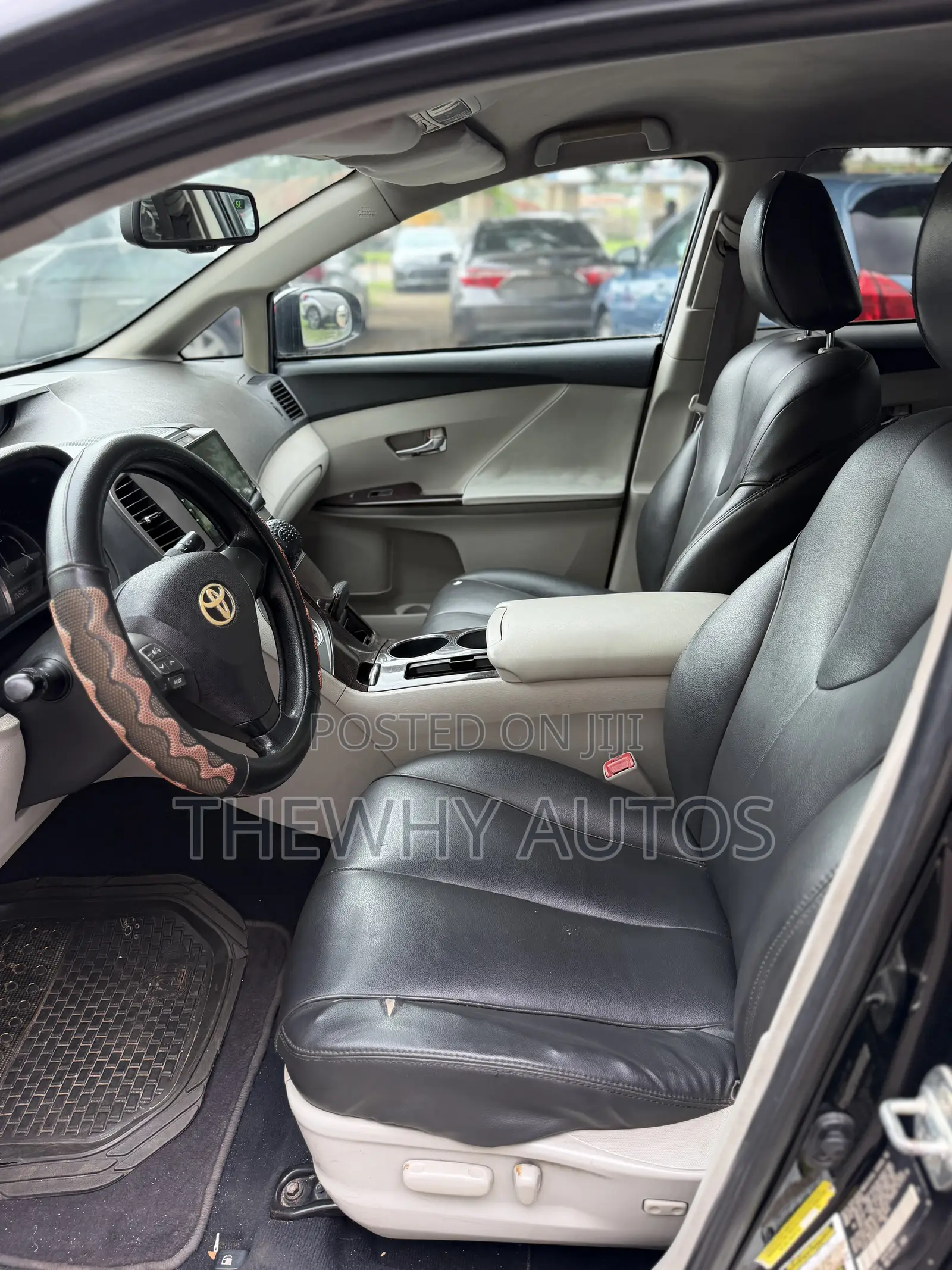 Toyota Venza LE 2010 Black