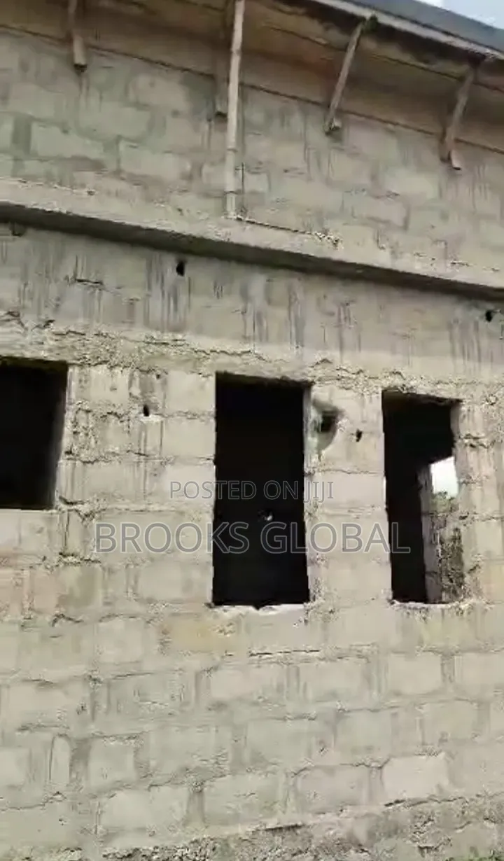 An Uncompleted Building of 3/2 Bedroom at Ugolo Okpe for Sale