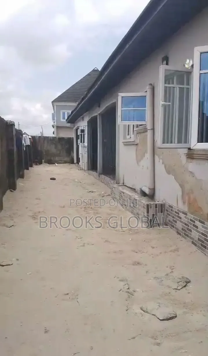 3bdrm Bungalow in Warri for sale