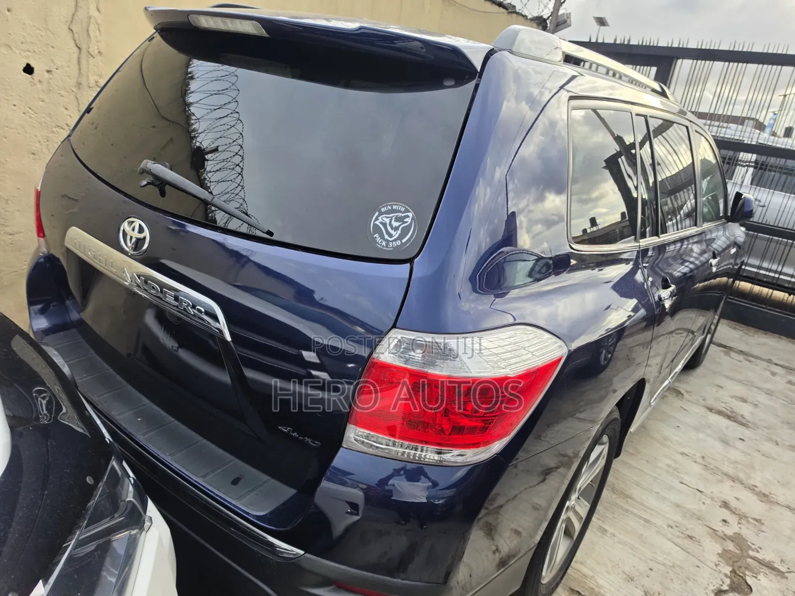 Toyota Highlander Limited 2012 Blue