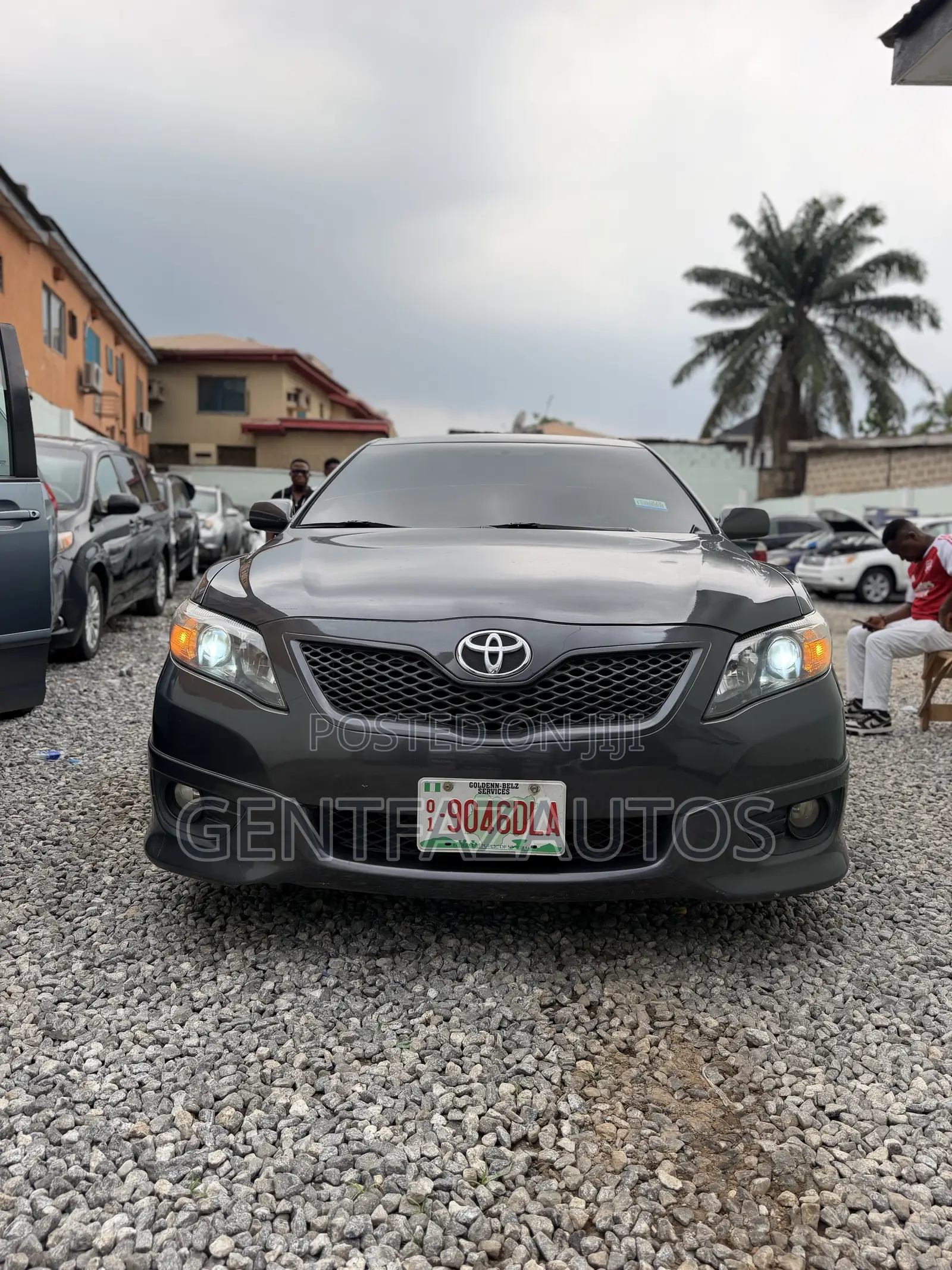 Toyota Camry SE 4dr Sedan (2.5L 4cyl 6A) 2011 Black