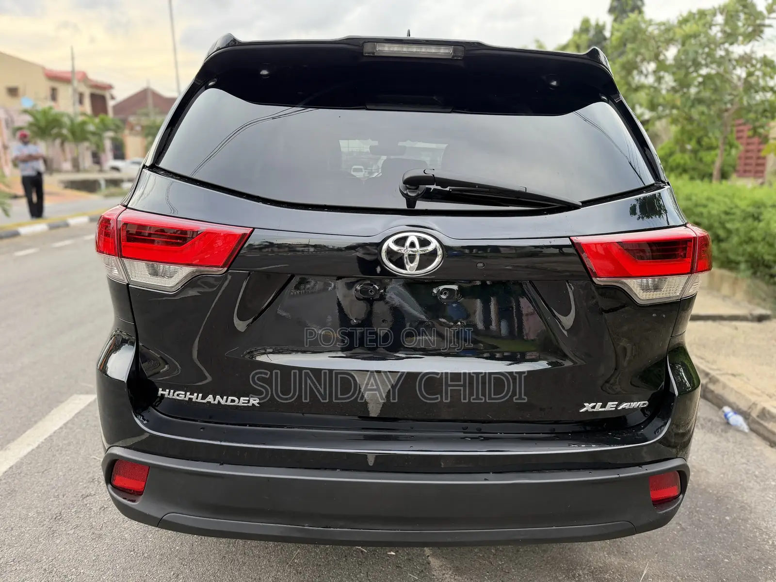 Toyota Highlander XLE 4x4 V6 (3.5L 6cyl 8A) 2018 Black