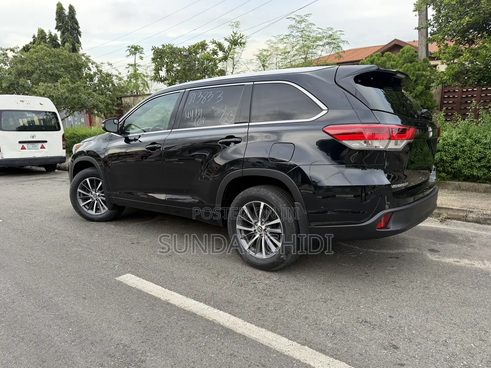 Toyota Highlander XLE 4x4 V6 (3.5L 6cyl 8A) 2018 Black