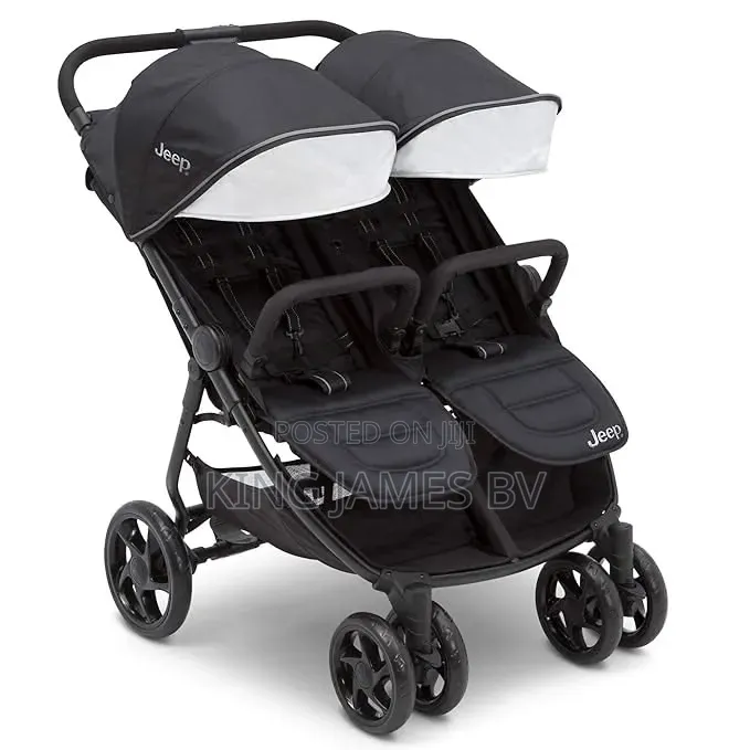 Travelling Twin Stroller