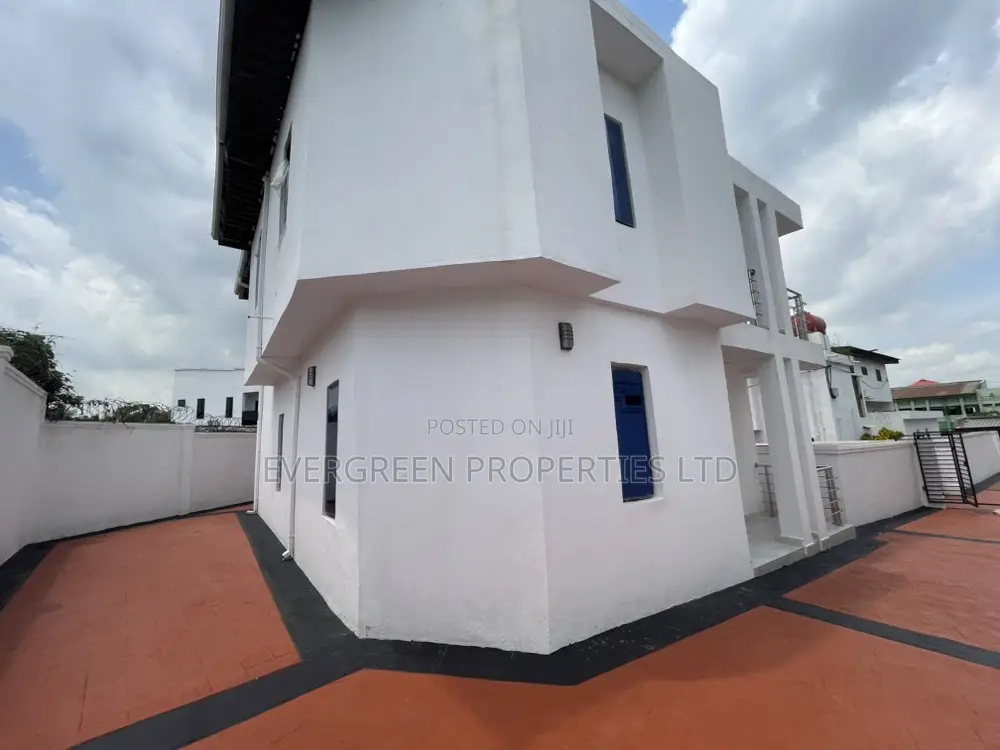 4bdrm Duplex in Akobo for sale