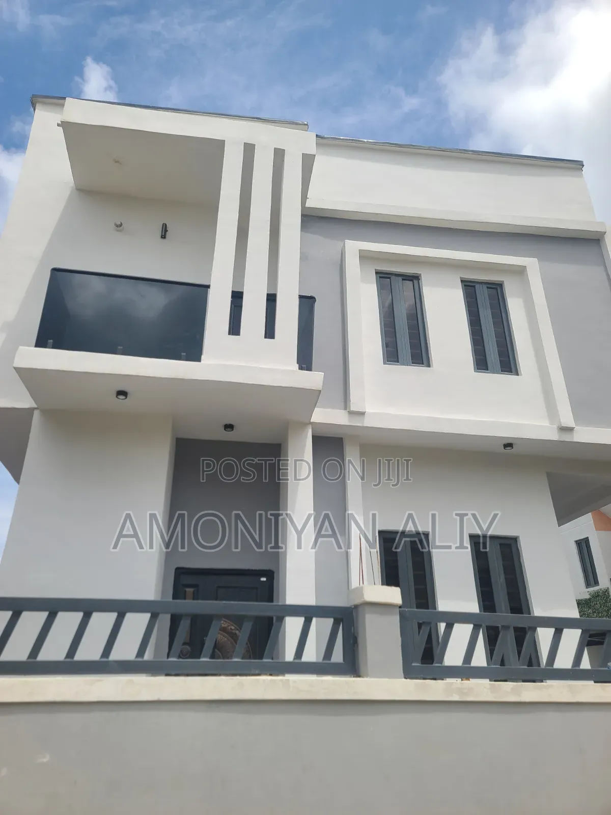 4bdrm Duplex in Close To Abraham, Off Lekki-Epe Expressway for sale