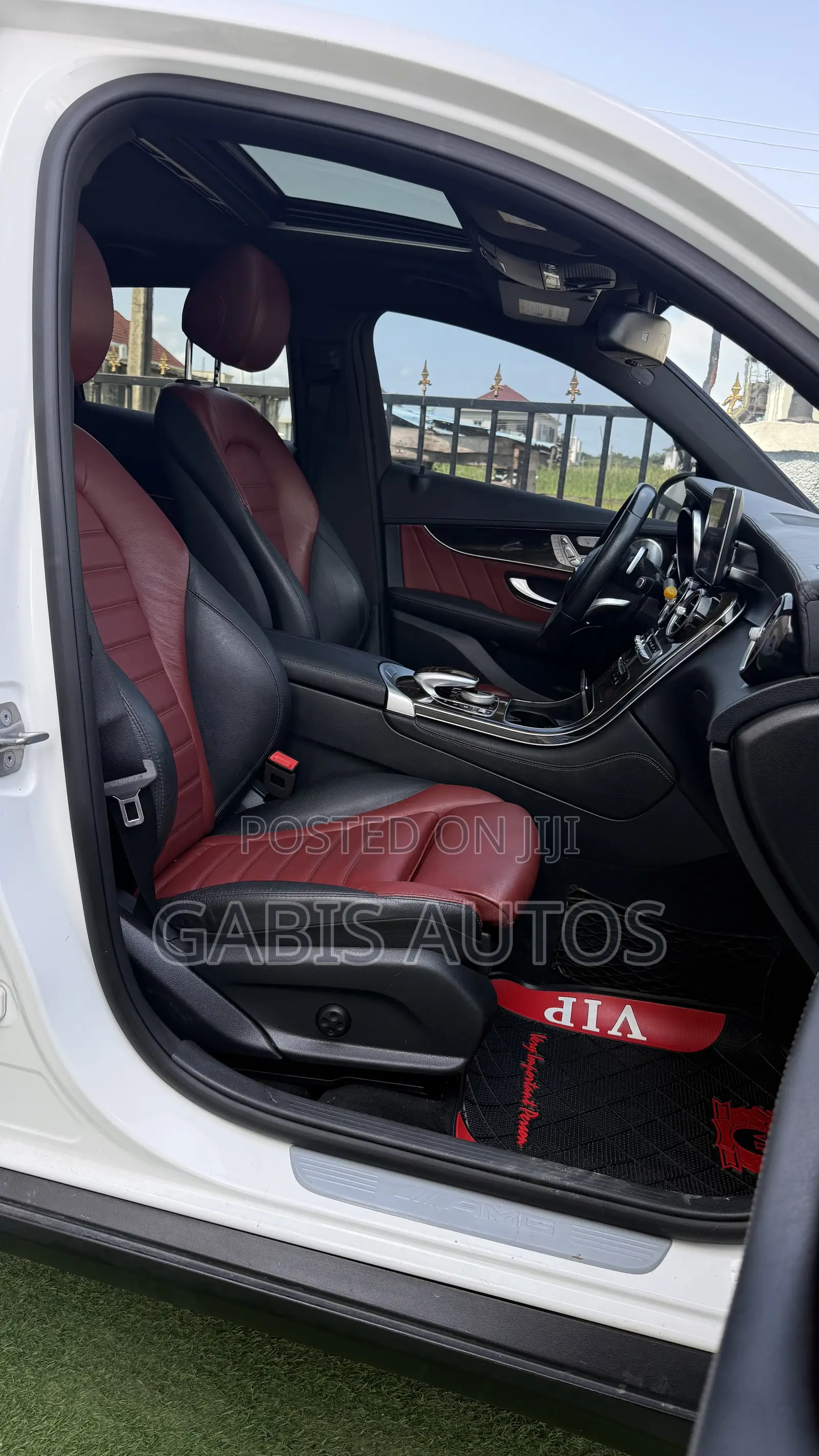 Mercedes-Benz GLC-Class 2019 White