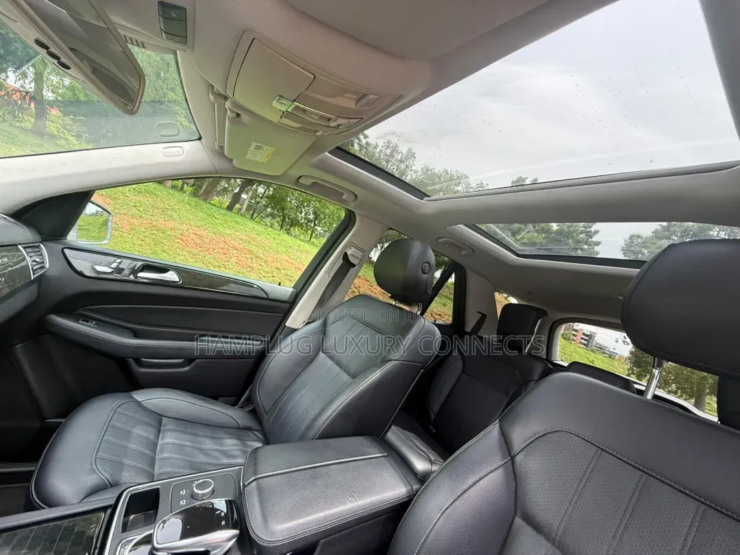 Mercedes-Benz GLE-Class 2016 Gray