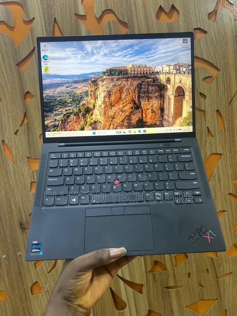Laptop Lenovo ThinkPad X1 Carbon 16GB Intel Core i7 SSD 256GB