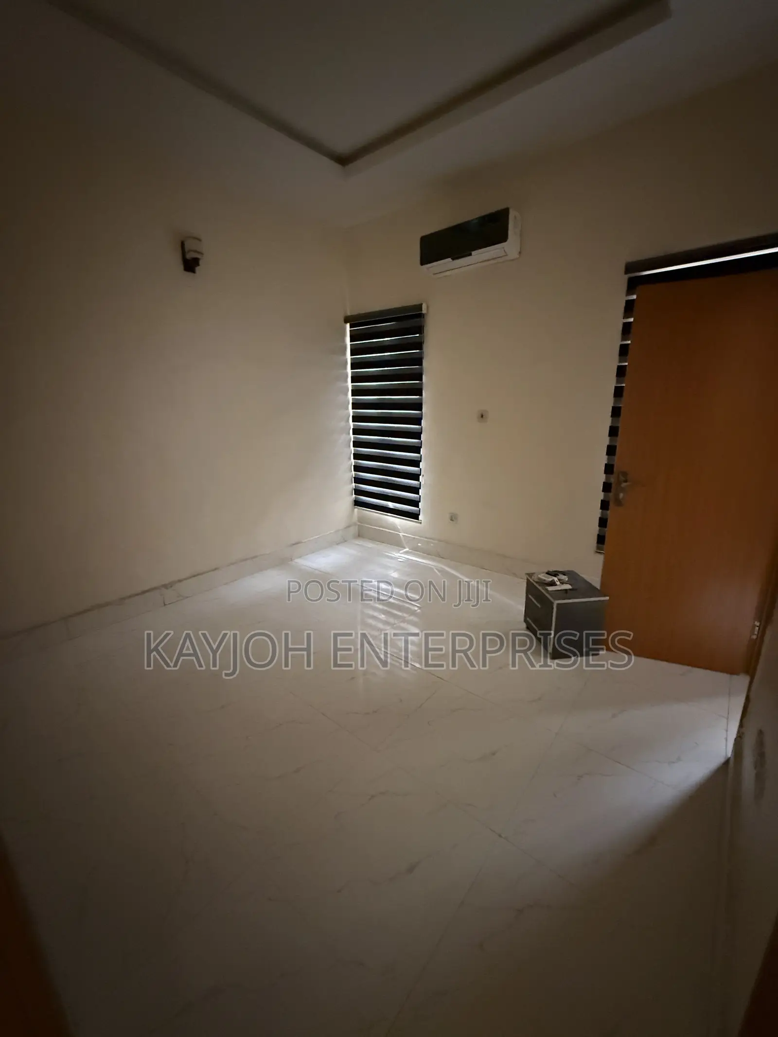 4bdrm Duplex in Ikota Gra for rent
