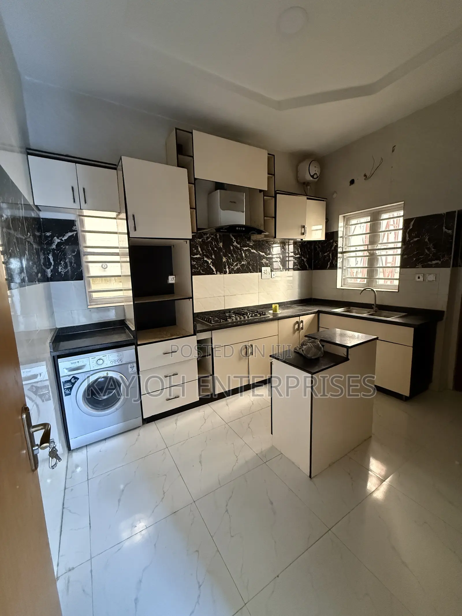 4bdrm Duplex in Ikota Gra for rent