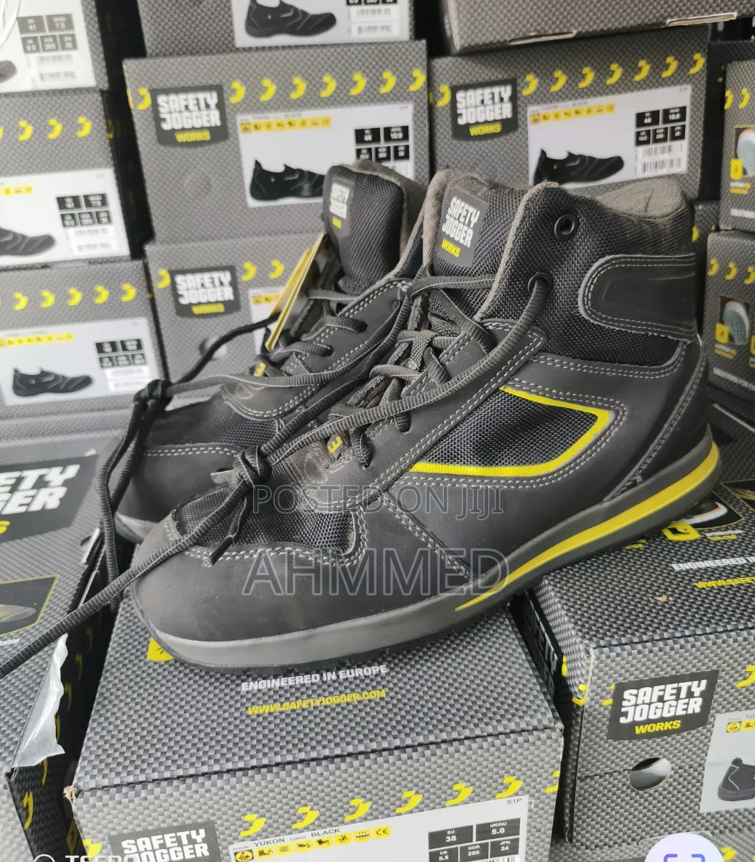 Speedy Safety Jogger Boot