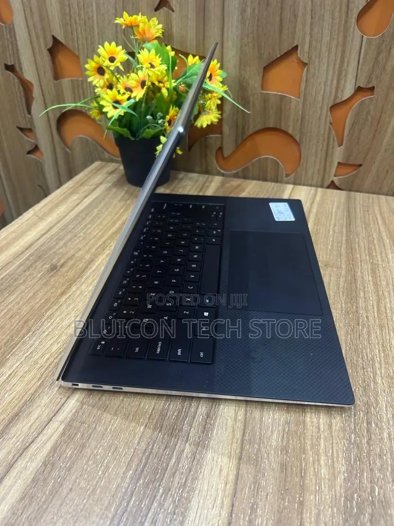 Laptop Dell XPS 15 9510 16GB Intel Core i7 SSD 512GB