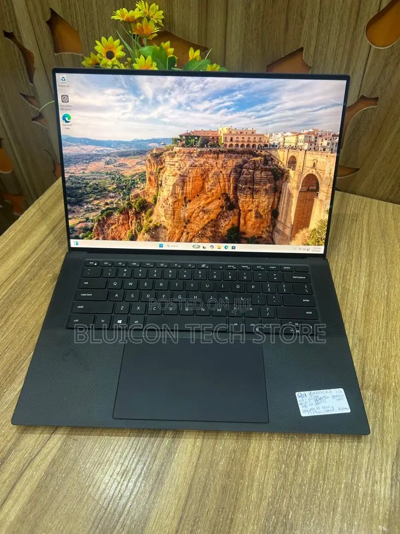 Laptop Dell XPS 15 9510 16GB Intel Core i7 SSD 512GB