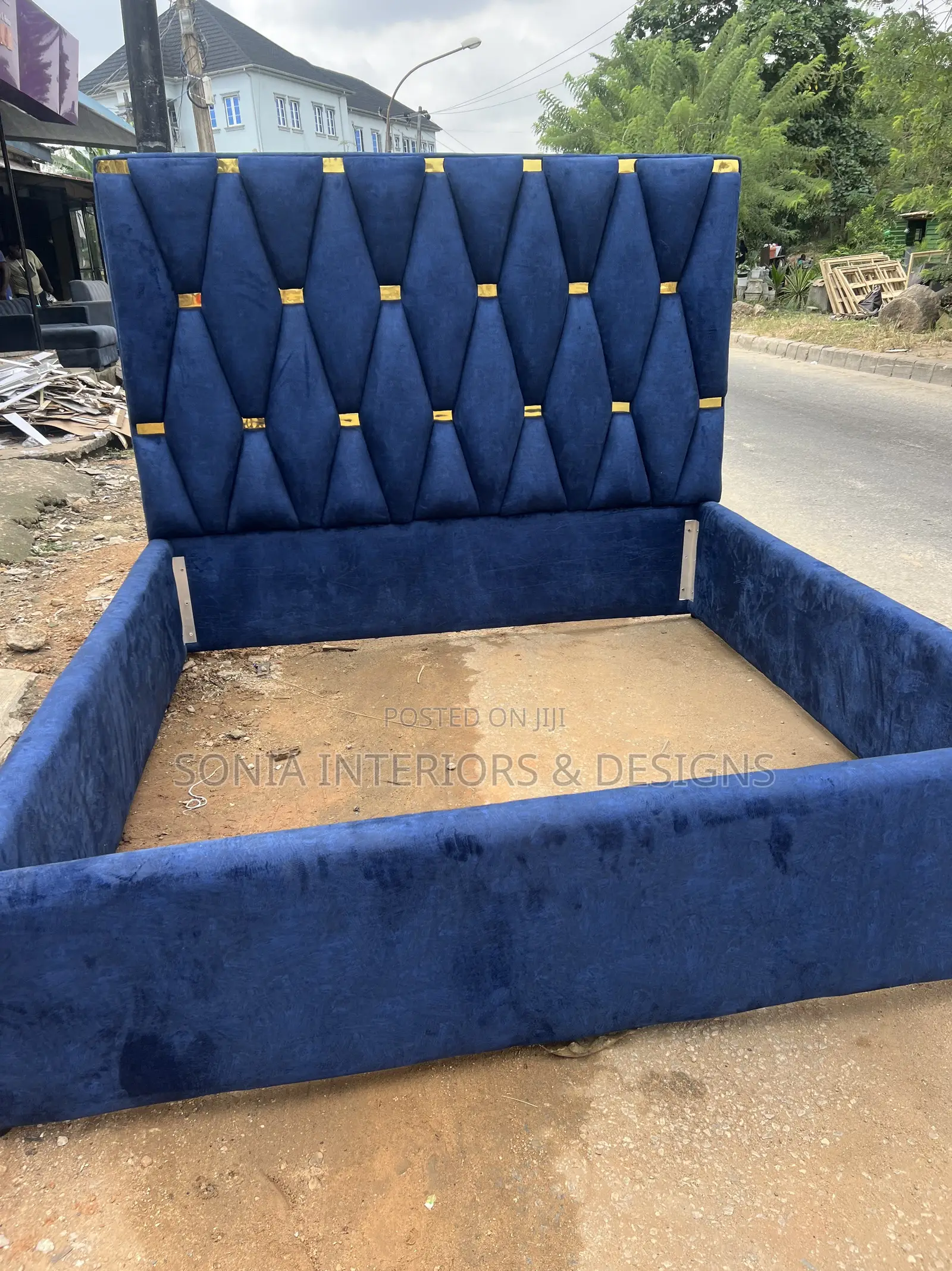 6 by 6 Padded Bed (Kings Size)