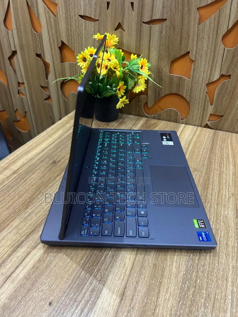 Laptop Lenovo Legion 5 16GB Intel Core i7 SSD 1T