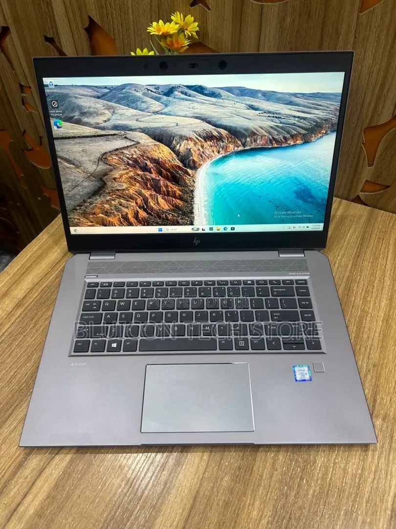 Laptop HP ZBook Studio G5 16GB Intel Core i9 SSD 512GB