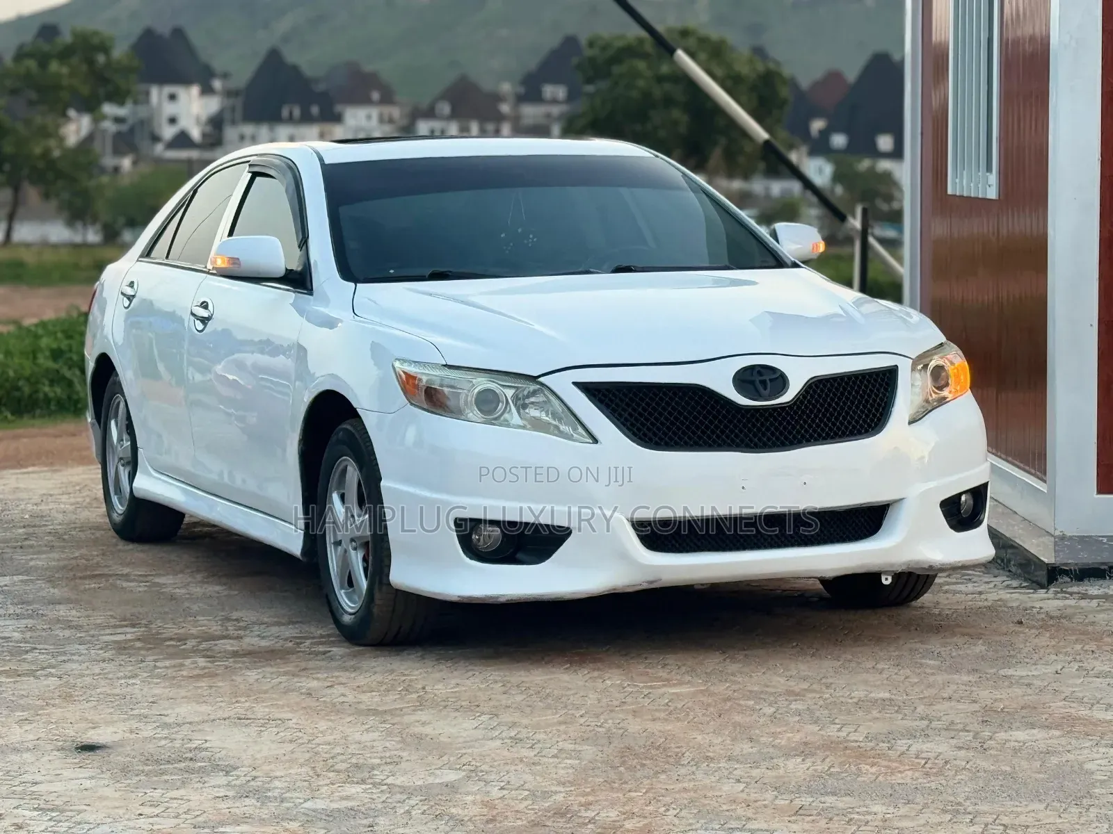Toyota Camry 2010 White
