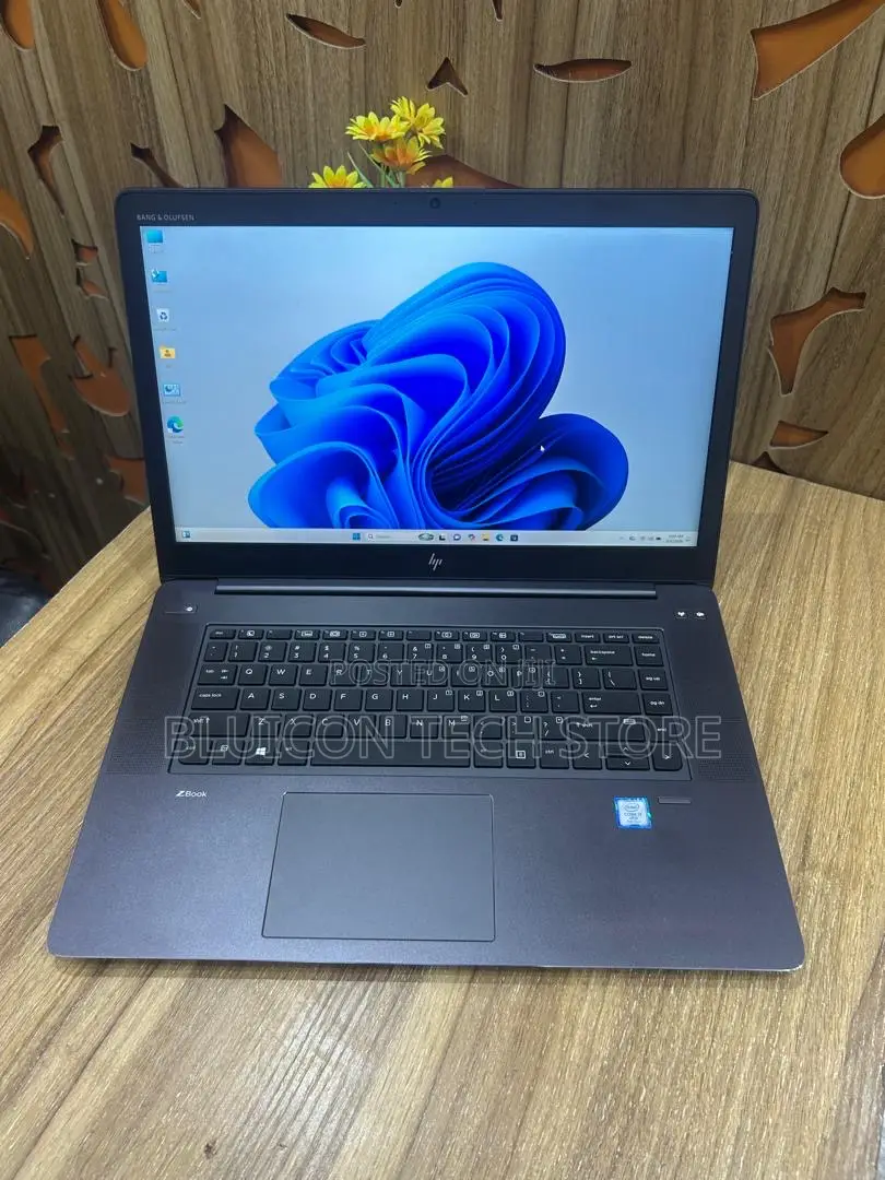 Laptop HP ZBook Studio G4 16GB Intel Core i7 SSD 512GB