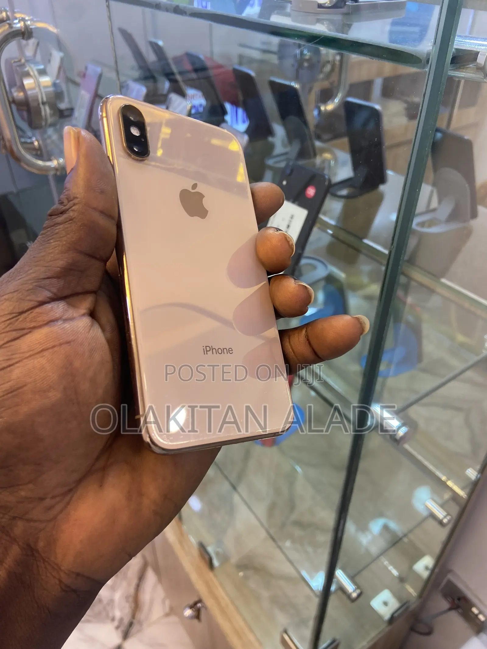 Apple iPhone XS 64 GB Gold