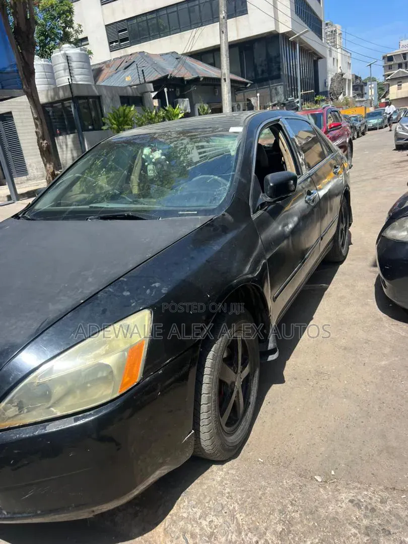 Honda Accord 2004 Gray