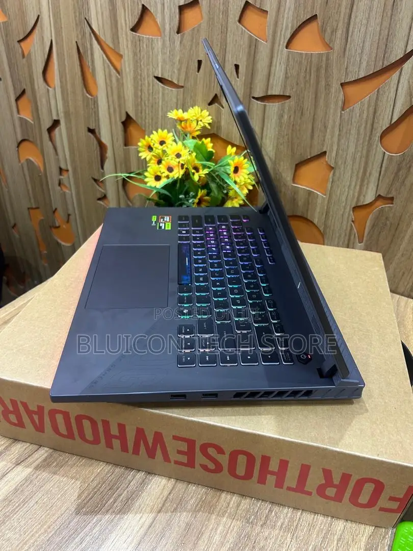 New Laptop Asus ROG Strix G16 G614 16GB AMD Ryzen 9 SSD 1T