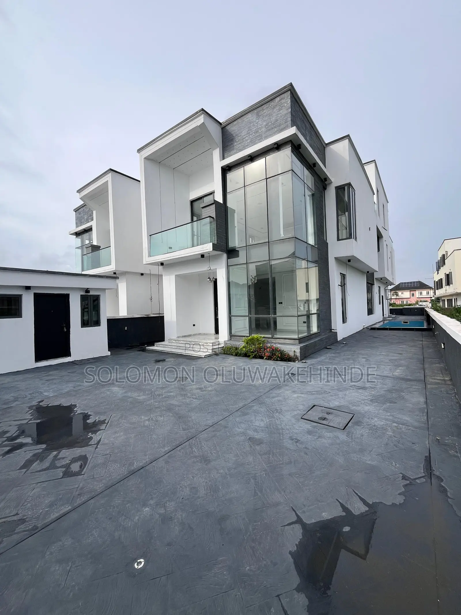 5bdrm Duplex in Ajah for sale