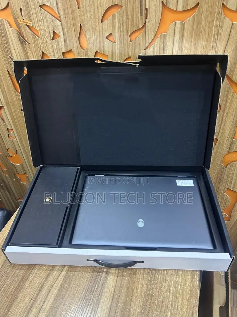 Laptop Alienware M16 R2 16GB Intel Core Ultra 7 SSD 1T