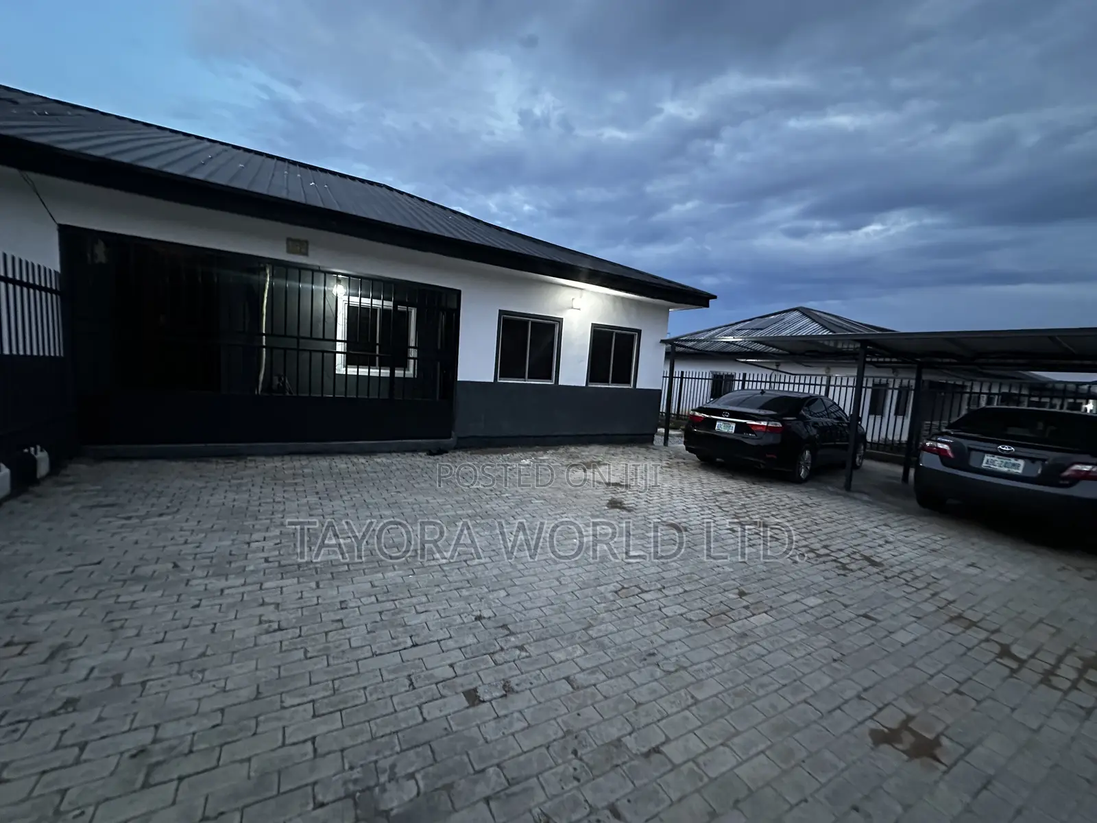 2 Bedroom Apartments