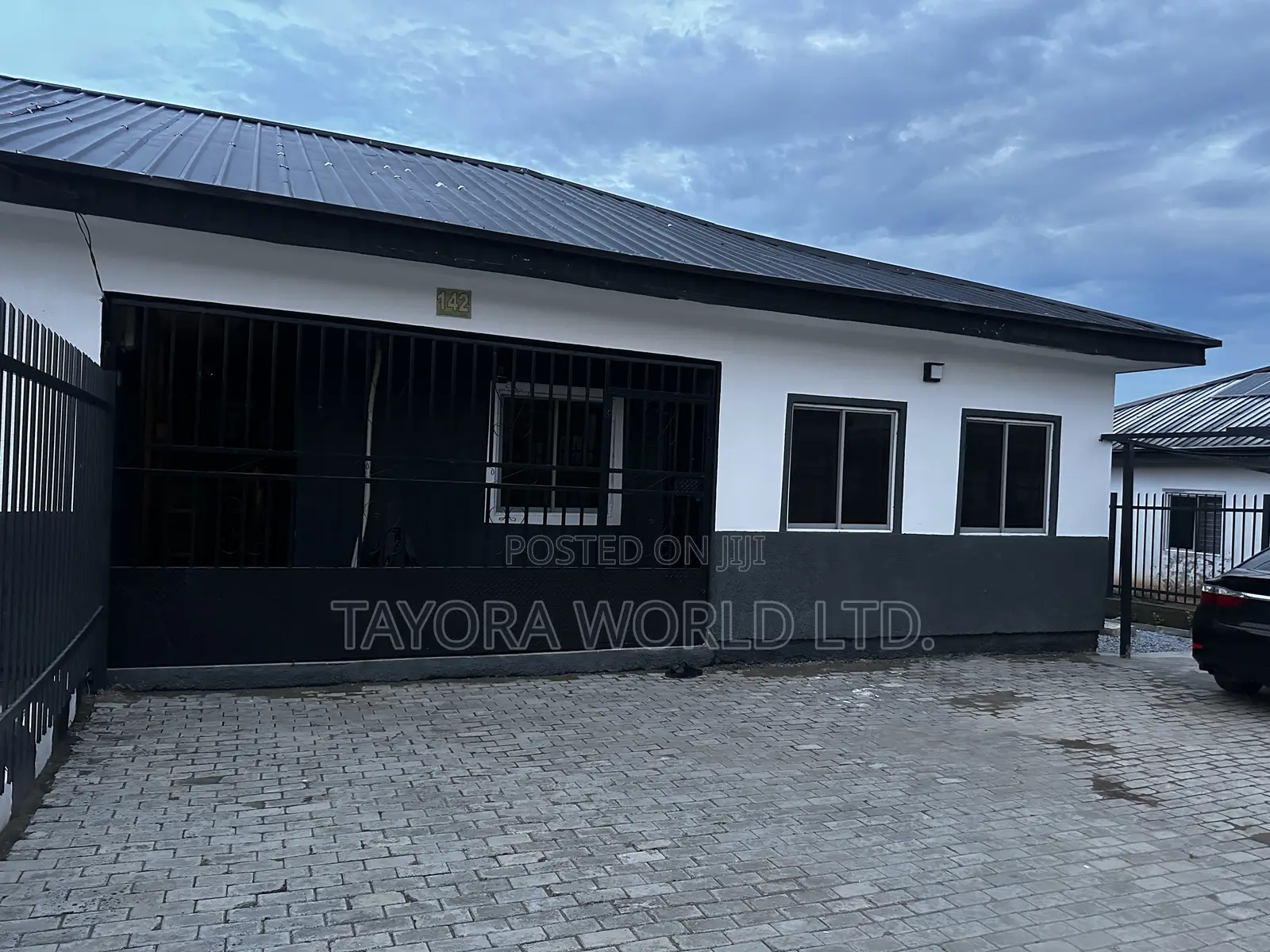 2 Bedroom Apartments