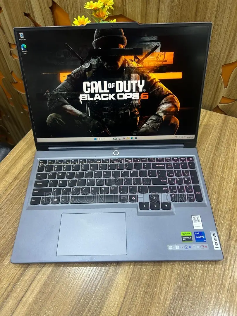 Laptop Lenovo Legion 5 32GB Intel Core i7 SSD 1.5T