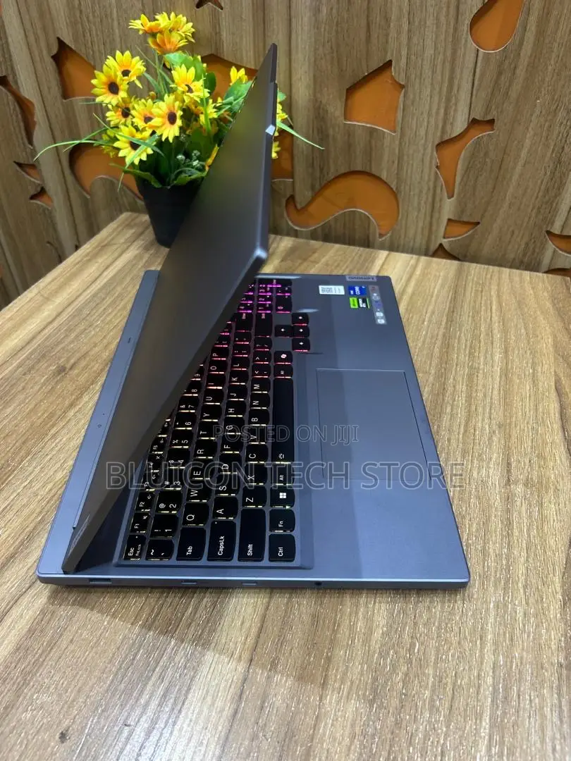 Laptop Lenovo Legion 5 32GB Intel Core i7 SSD 1.5T