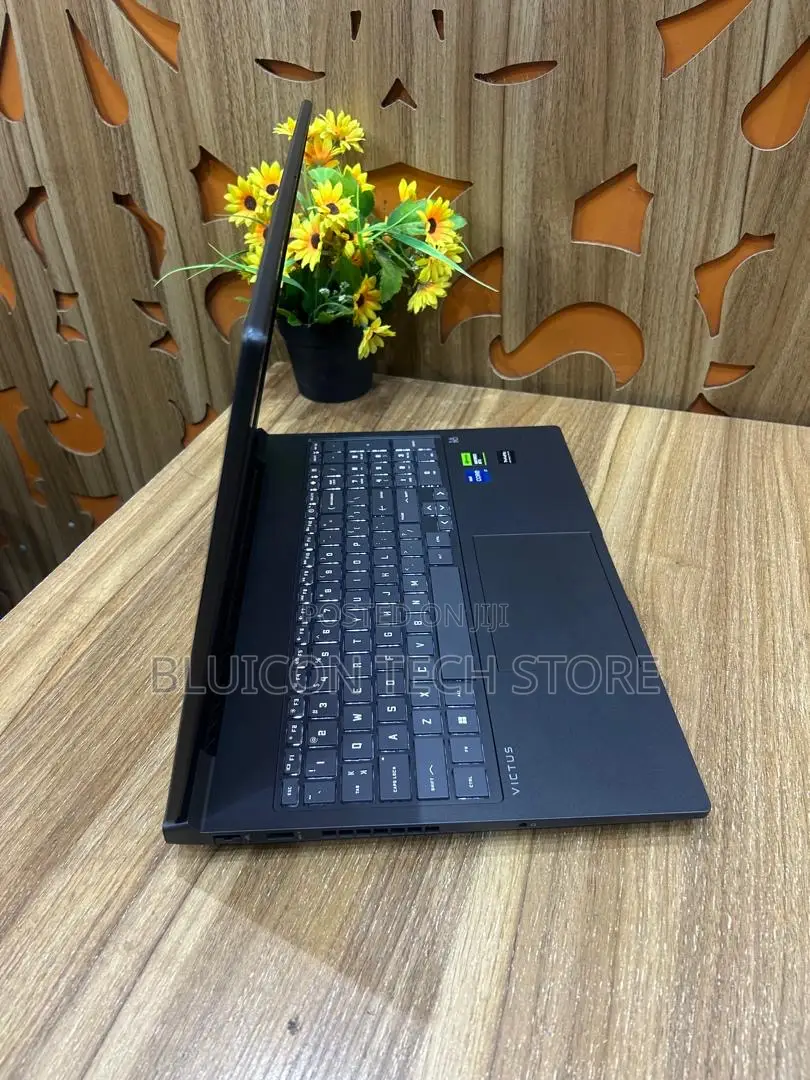 Laptop HP Victus 16 16GB Intel Core i7 SSD 512GB