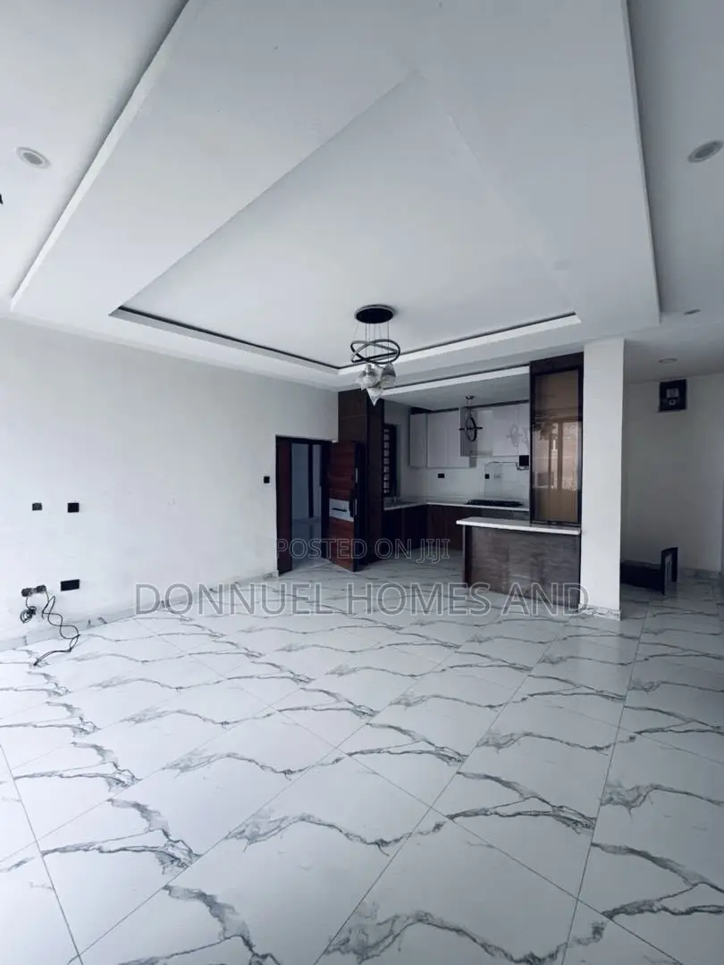 2bdrm Block of Flats in Ikate for rent