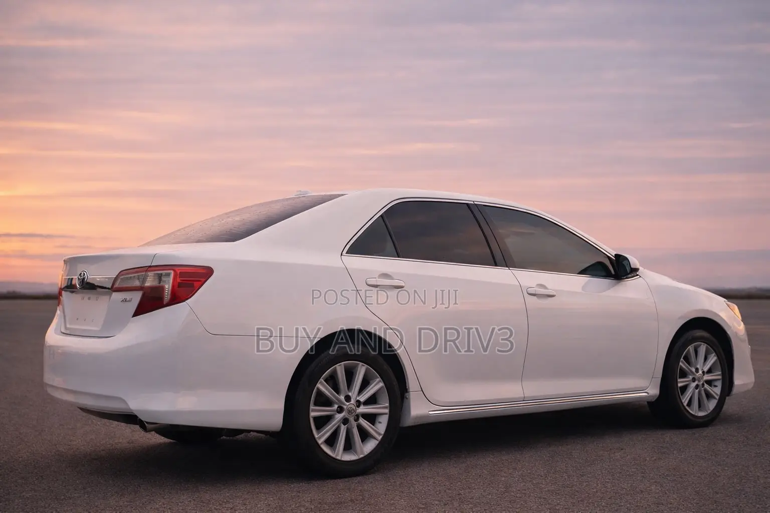 Toyota Camry L 4dr Sedan (2.5L 4cyl 6A) 2014 White