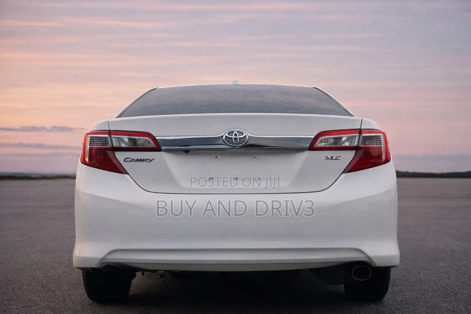 Toyota Camry L 4dr Sedan (2.5L 4cyl 6A) 2014 White