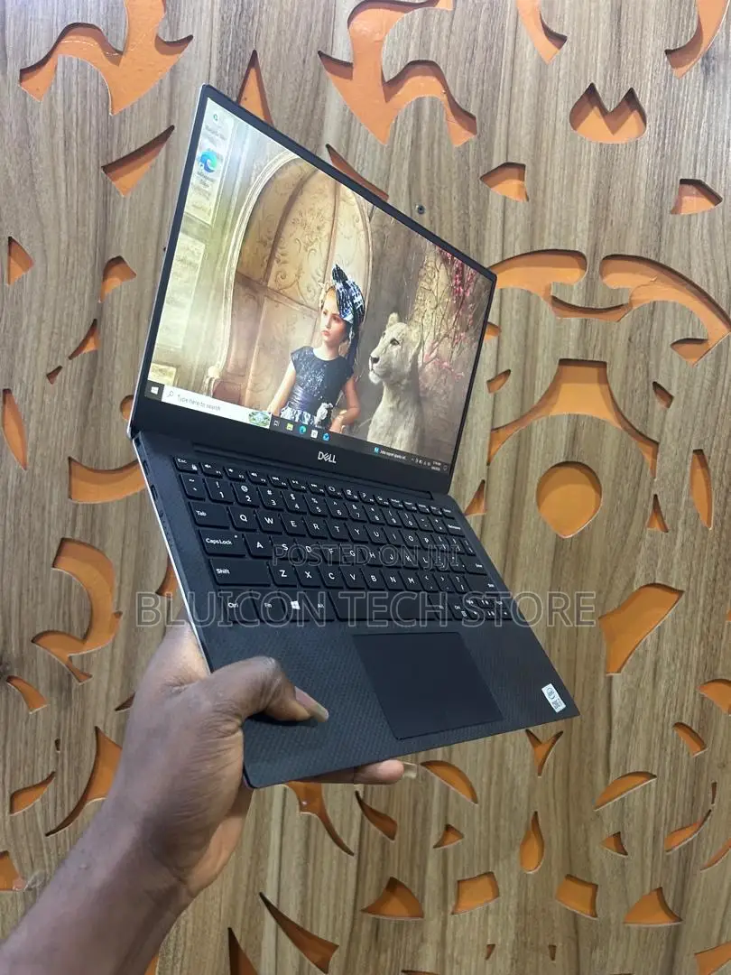 Laptop Dell XPS 13 7390 16GB Intel Core i7 SSD 256GB
