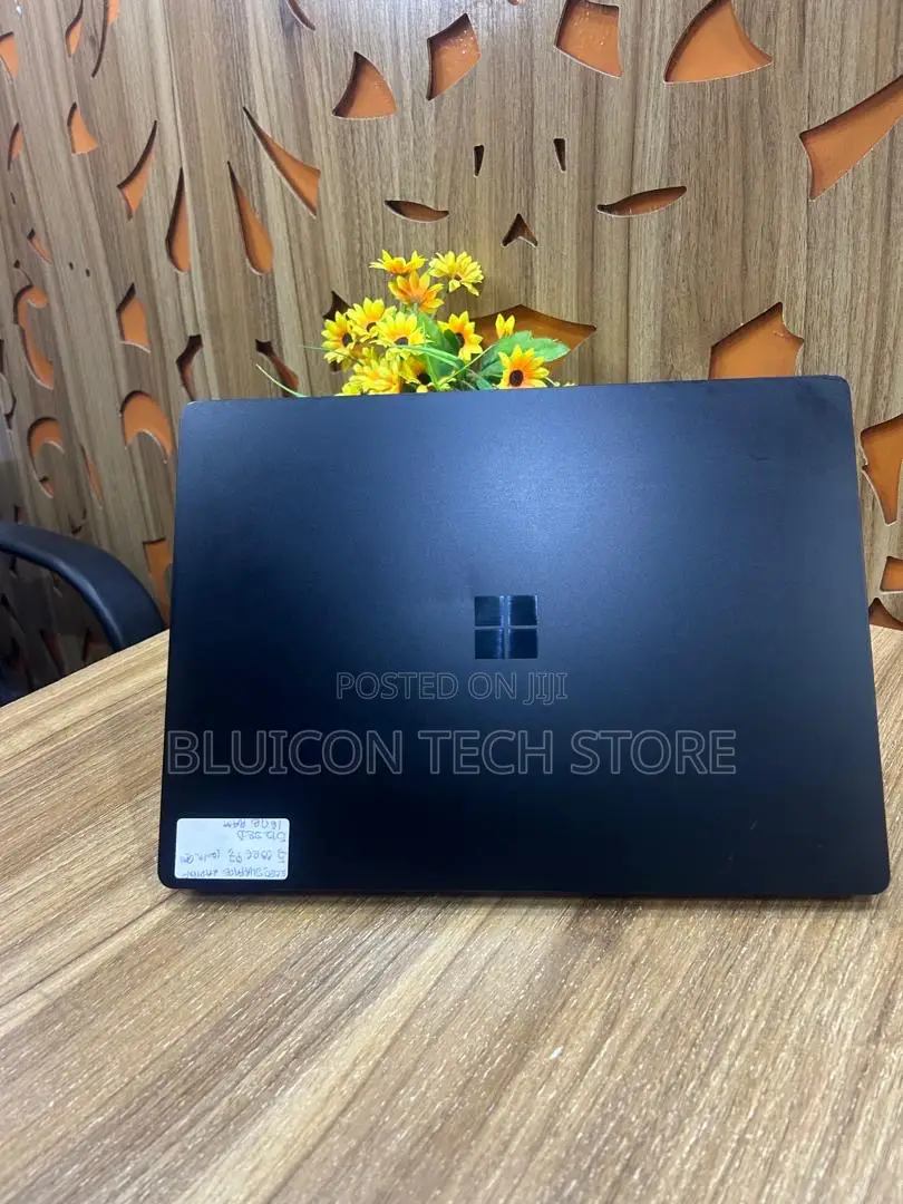 Laptop Microsoft Surface Laptop 5 16GB Intel Core i7 SSD 512GB