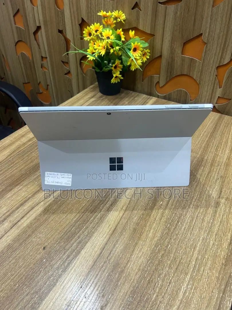 Laptop Microsoft Surface Pro 7+ 16GB Intel Core i7 SSD 256GB