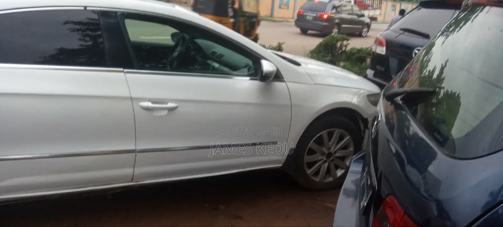 Volkswagen Passat 2011 White