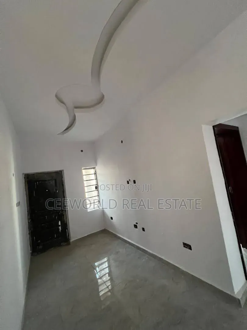 5bdrm Bungalow in Orogun Ui, Ibadan Polytechnic/University for sale