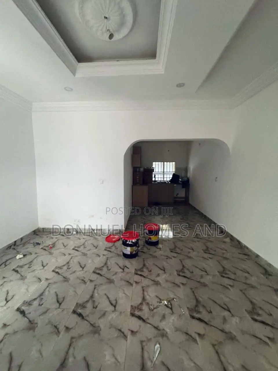 Mini Flat in Ikota for rent